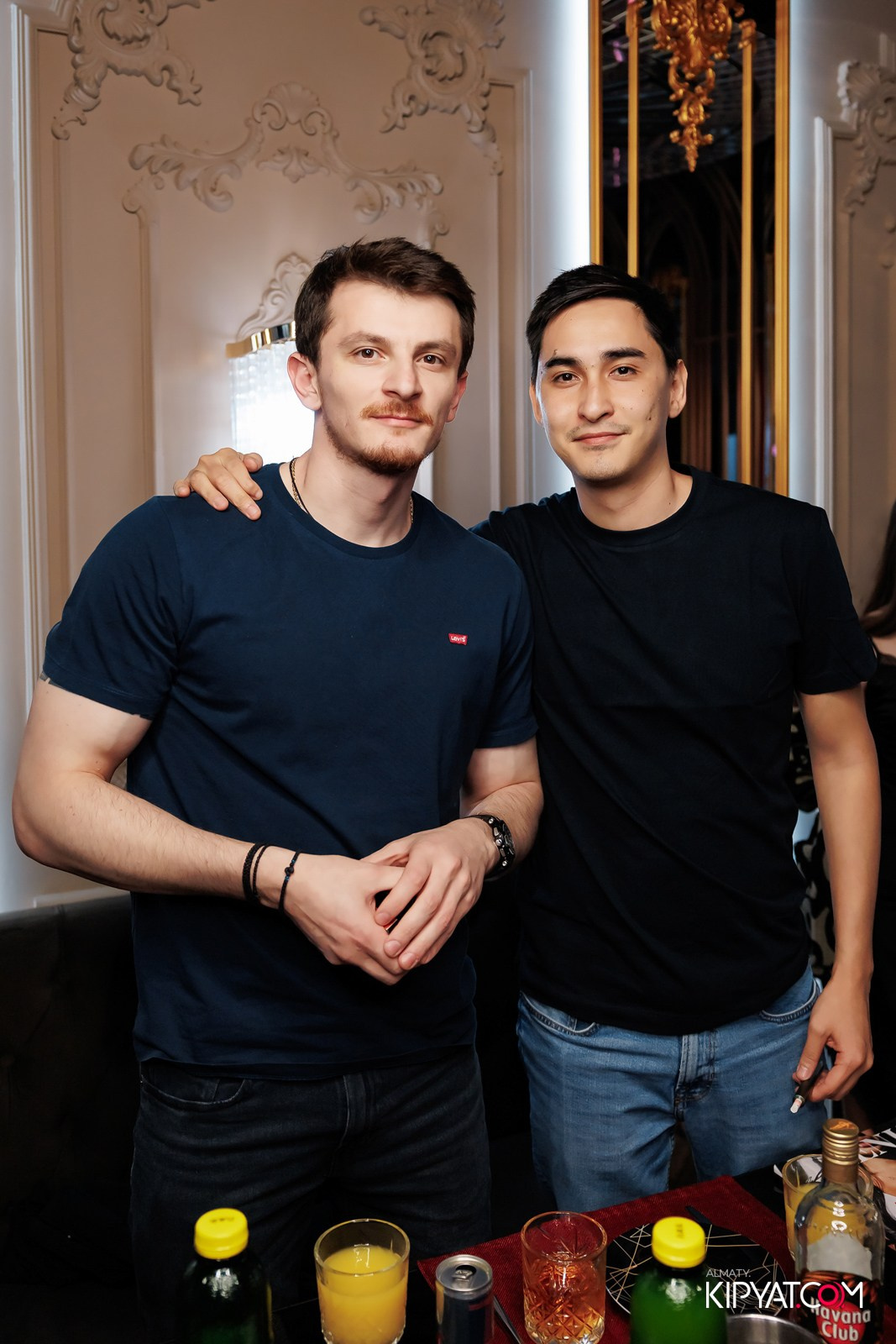 ЗАЯ, НА БИС. КИПЯТКОМ АЛМАТЫ!