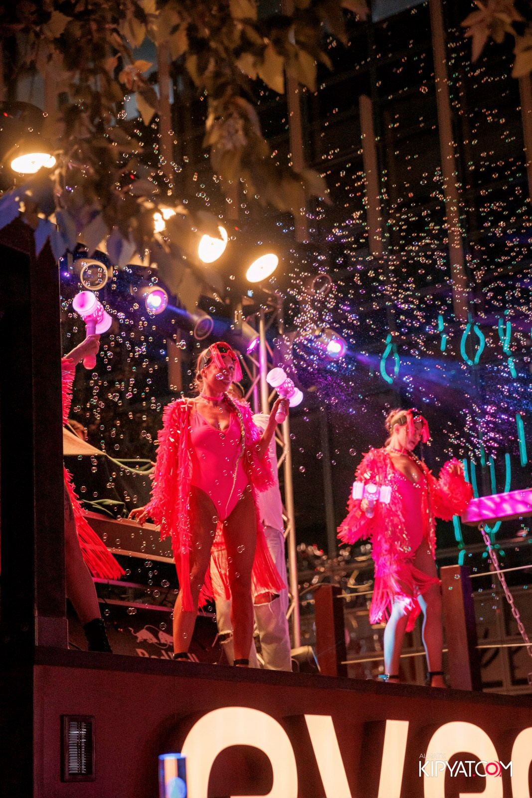 EVENT BAR. КИПЯТКОМ АЛМАТЫ!