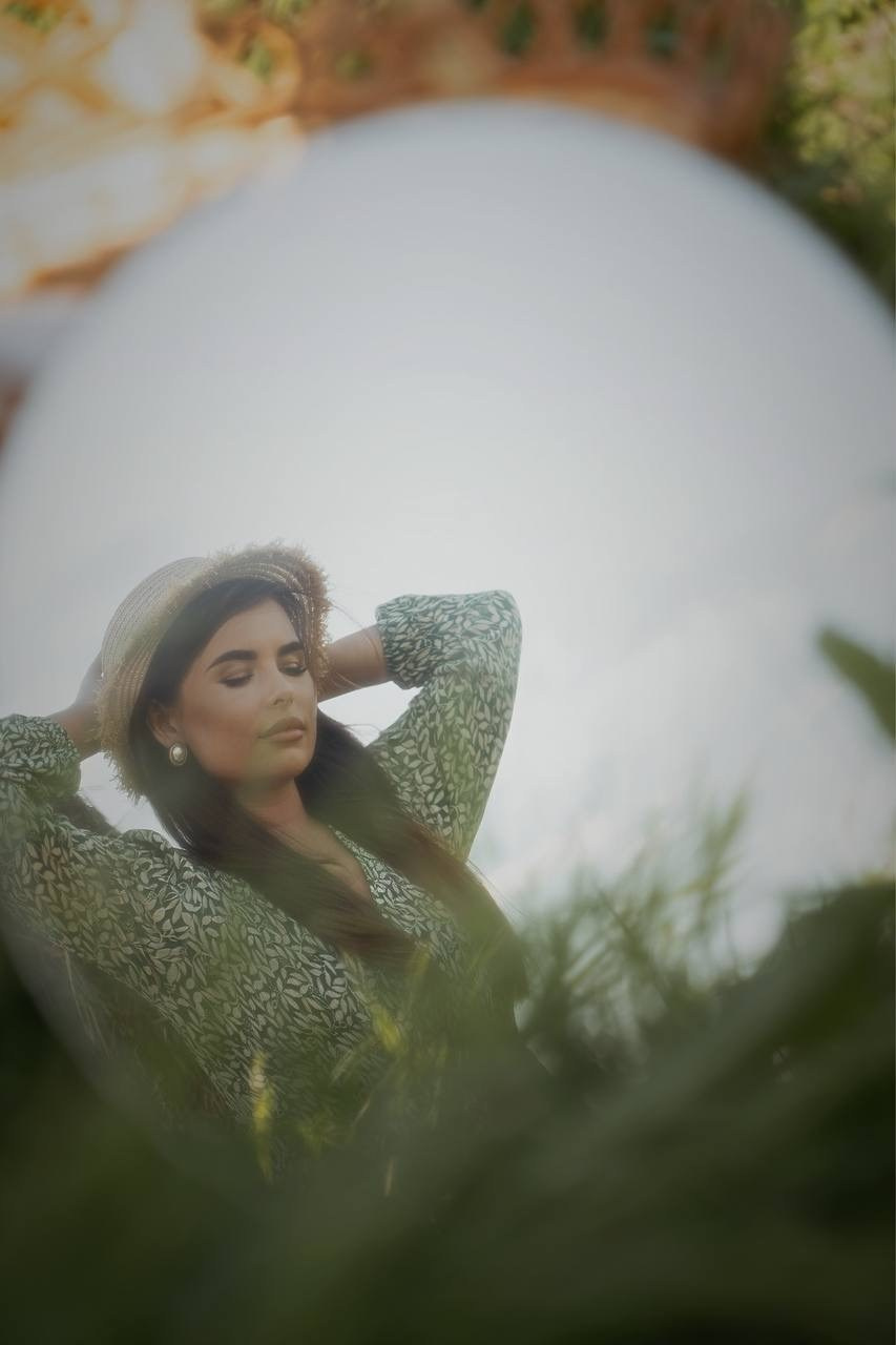 Оля в поле. Семейный фотограф в Москве Алёна Чача