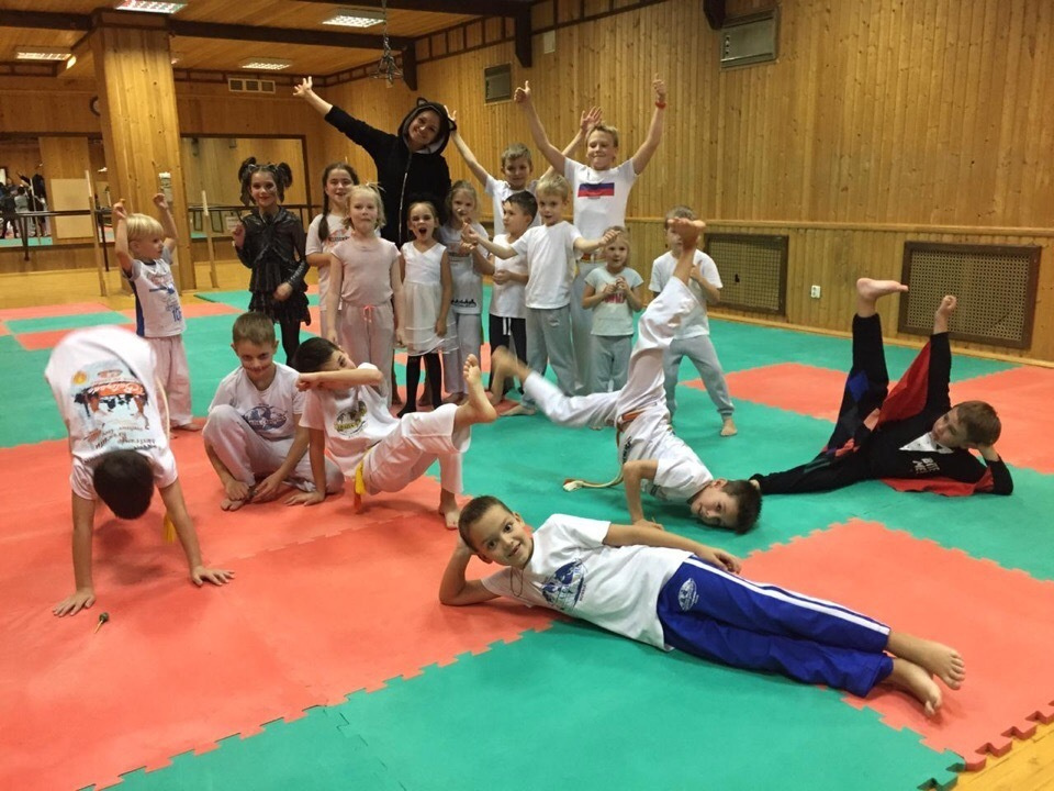 Сборная солянка. Капоэйра в Казани ABADÁ-Capoeira