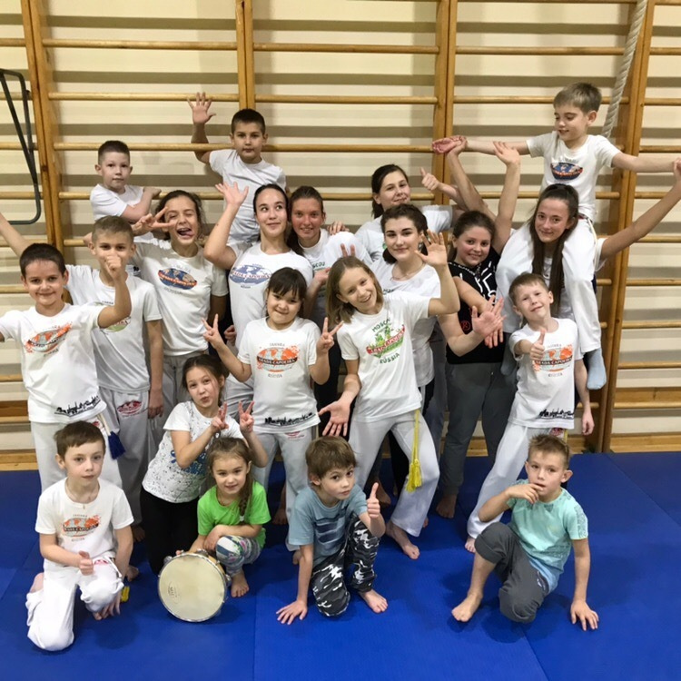 Сборная солянка. Капоэйра в Казани ABADÁ-Capoeira