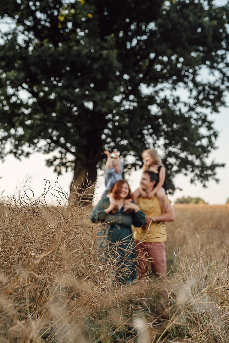 Family moments: Kristina, Sasha, Alisa & Yanya. Family photographer in Israel | Alesya Superfin