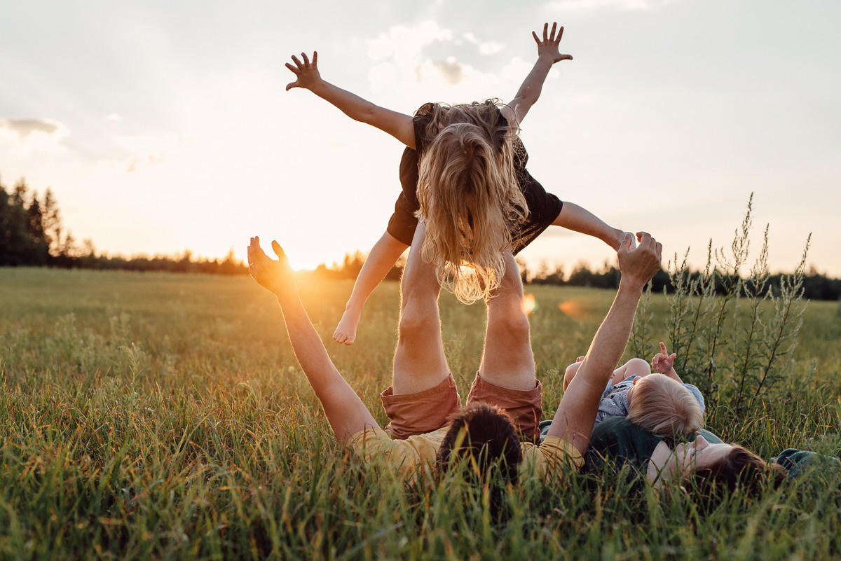 Family moments: Kristina, Sasha, Alisa & Yanya. Family photographer in Israel | Alesya Superfin