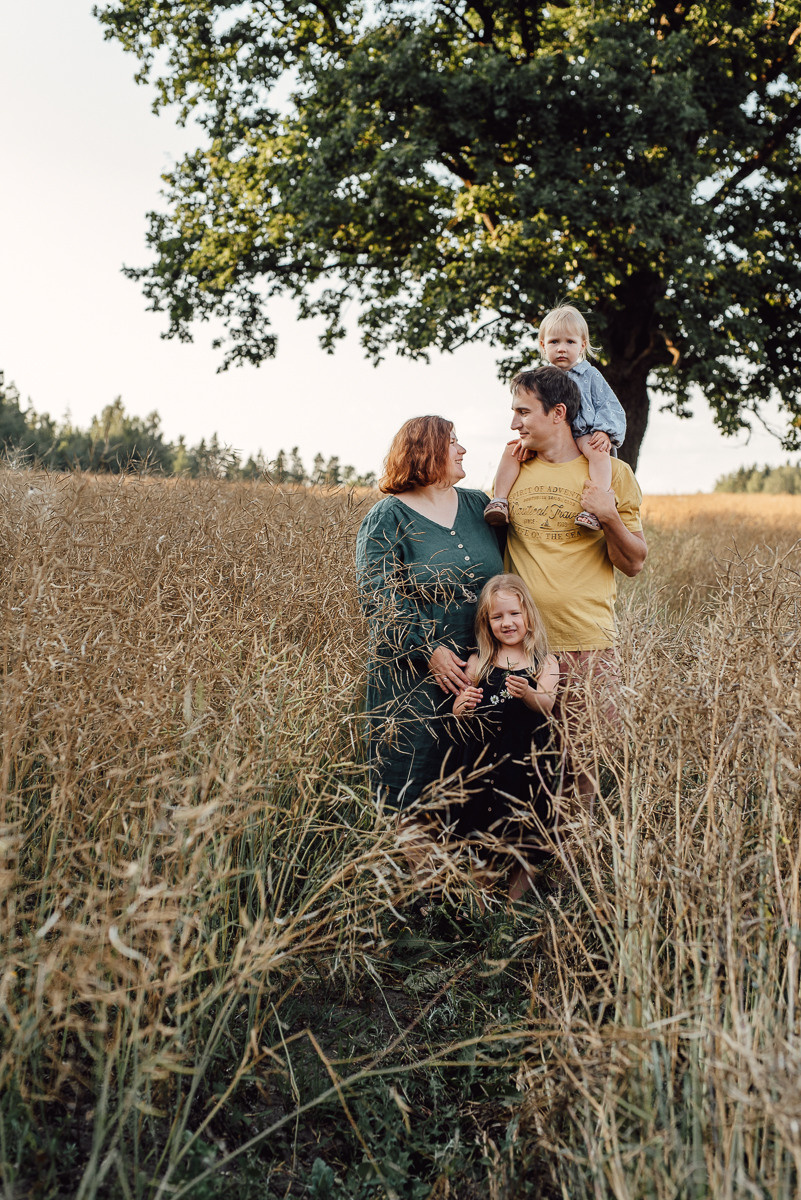 Family moments: Kristina, Sasha, Alisa & Yanya. Family photographer in Israel | Alesya Superfin