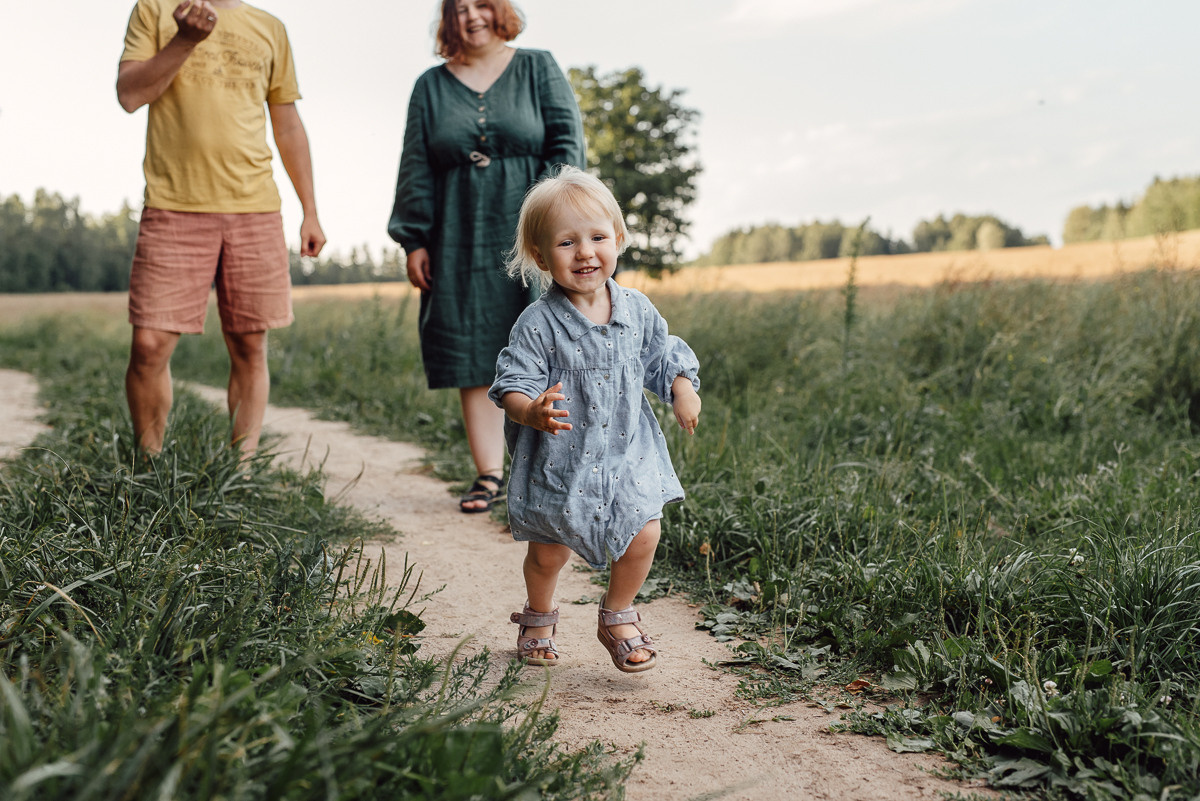 Family moments: Kristina, Sasha, Alisa & Yanya. Family photographer in Israel | Alesya Superfin