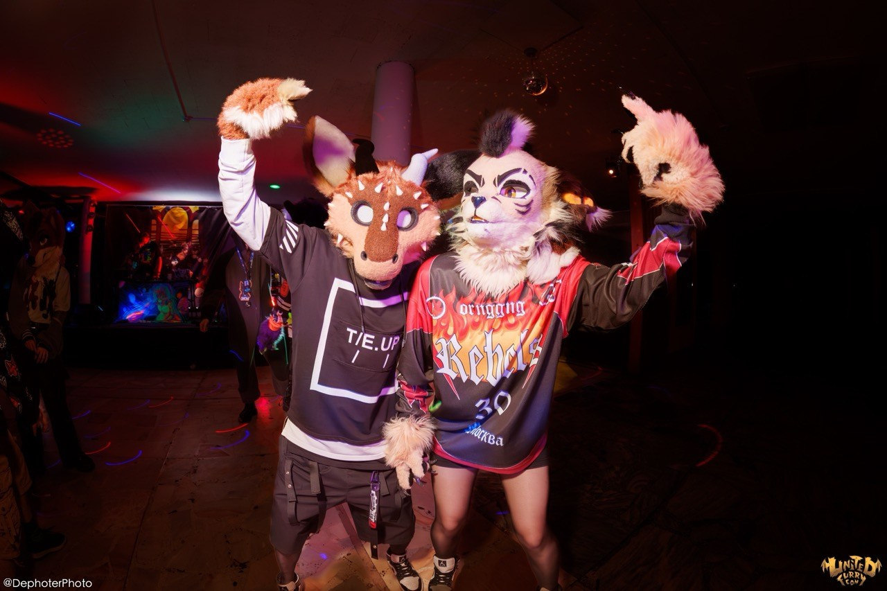 United Furry Convention 2026. Различные мероприятия и просто фотографии людей