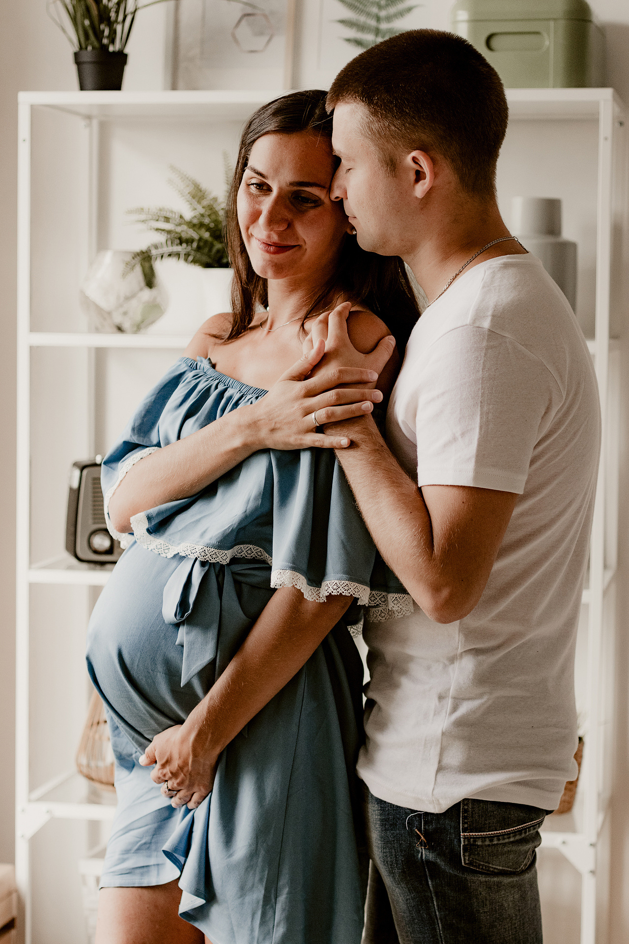 Студийная фотосессия с мужем в ожидании чуда