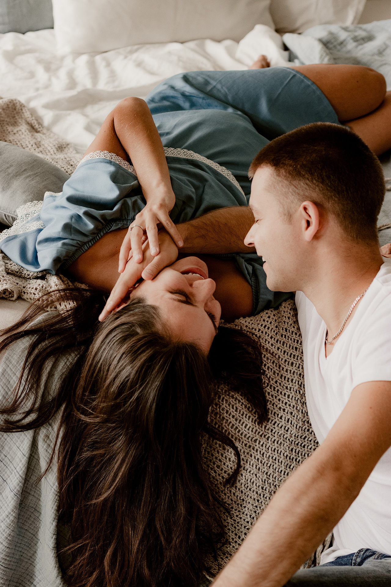 Студийная фотосессия с мужем в ожидании чуда