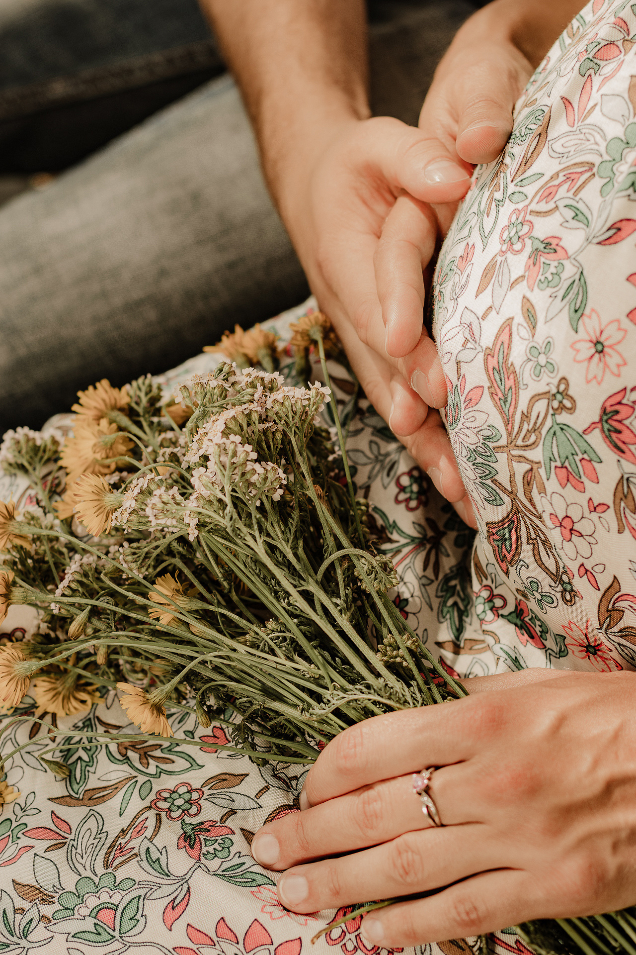 Студийная фотосессия с мужем в ожидании чуда