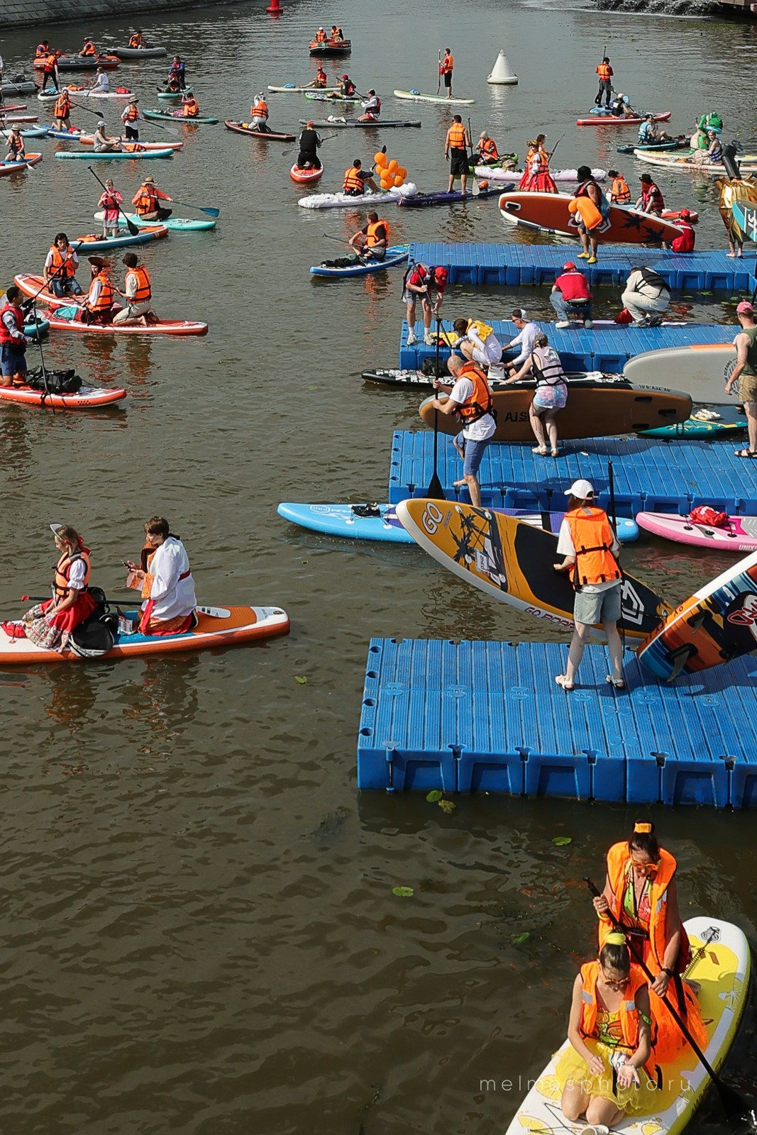 Сап-фестиваль «Вот сап, Москва!». Репортажный, архитектурный, театральный и файн-арт фотограф Лена Мельникова в Москве