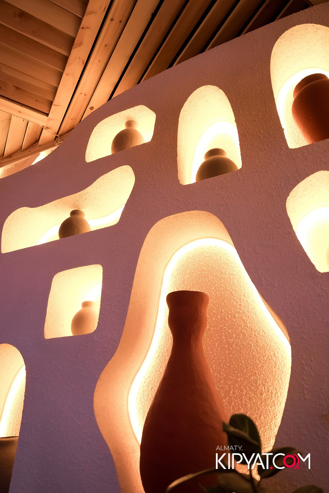 MOOD KARAOKE & TERRACE. КИПЯТКОМ АЛМАТЫ!