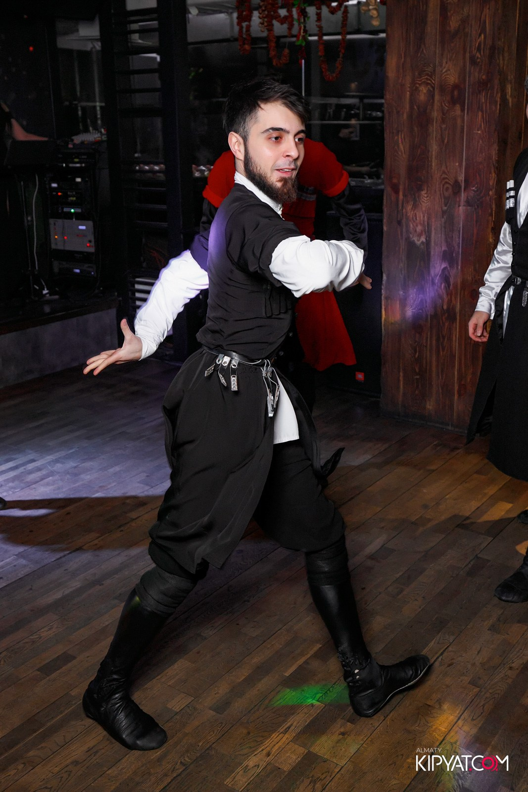 ВАХТАНГУРИ. КИПЯТКОМ АЛМАТЫ!