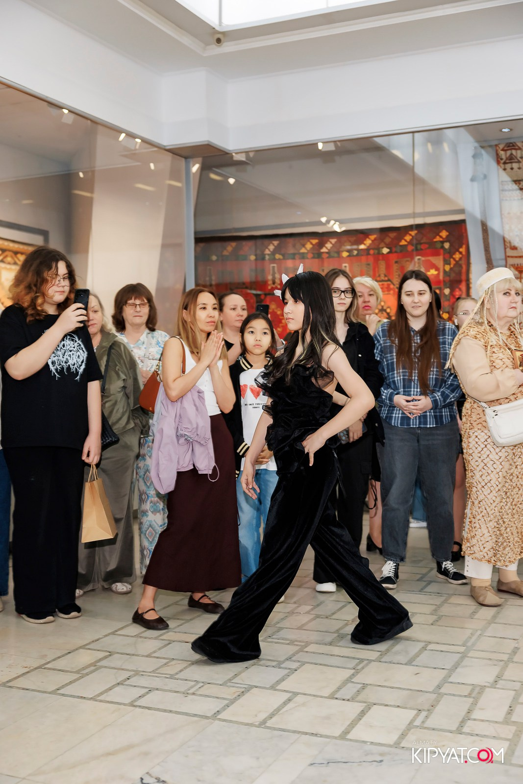 JUNIOR MODELS SHOW. ПЕРФОМАНС НОЧЬ В МУЗЕЕ. КИПЯТКОМ АЛМАТЫ! Фотосъемка мероприятий в Алматы