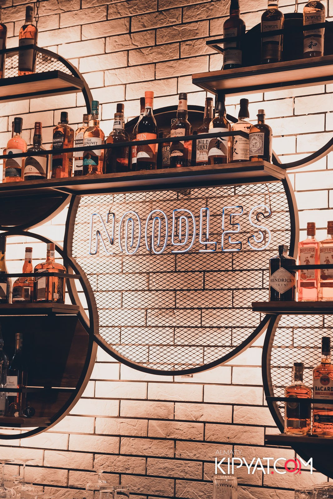 РЕСТОРАН NOODLES. КИПЯТКОМ АЛМАТЫ!