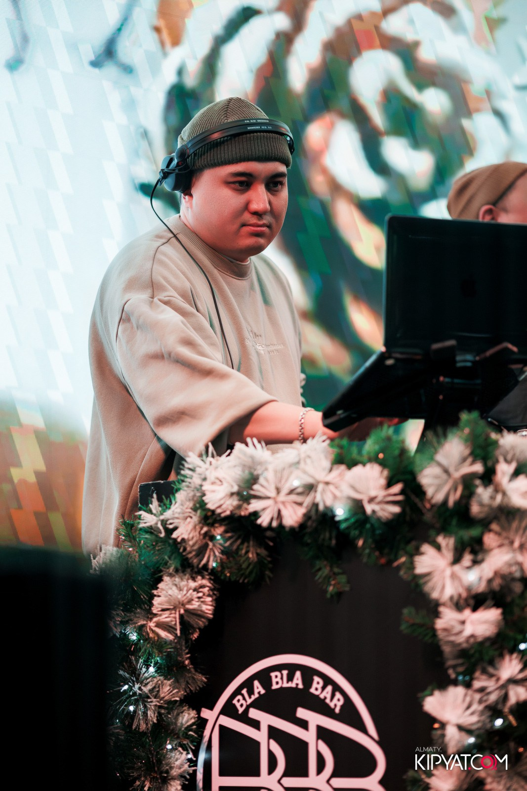 BLA BLA BAR. КИПЯТКОМ АЛМАТЫ!