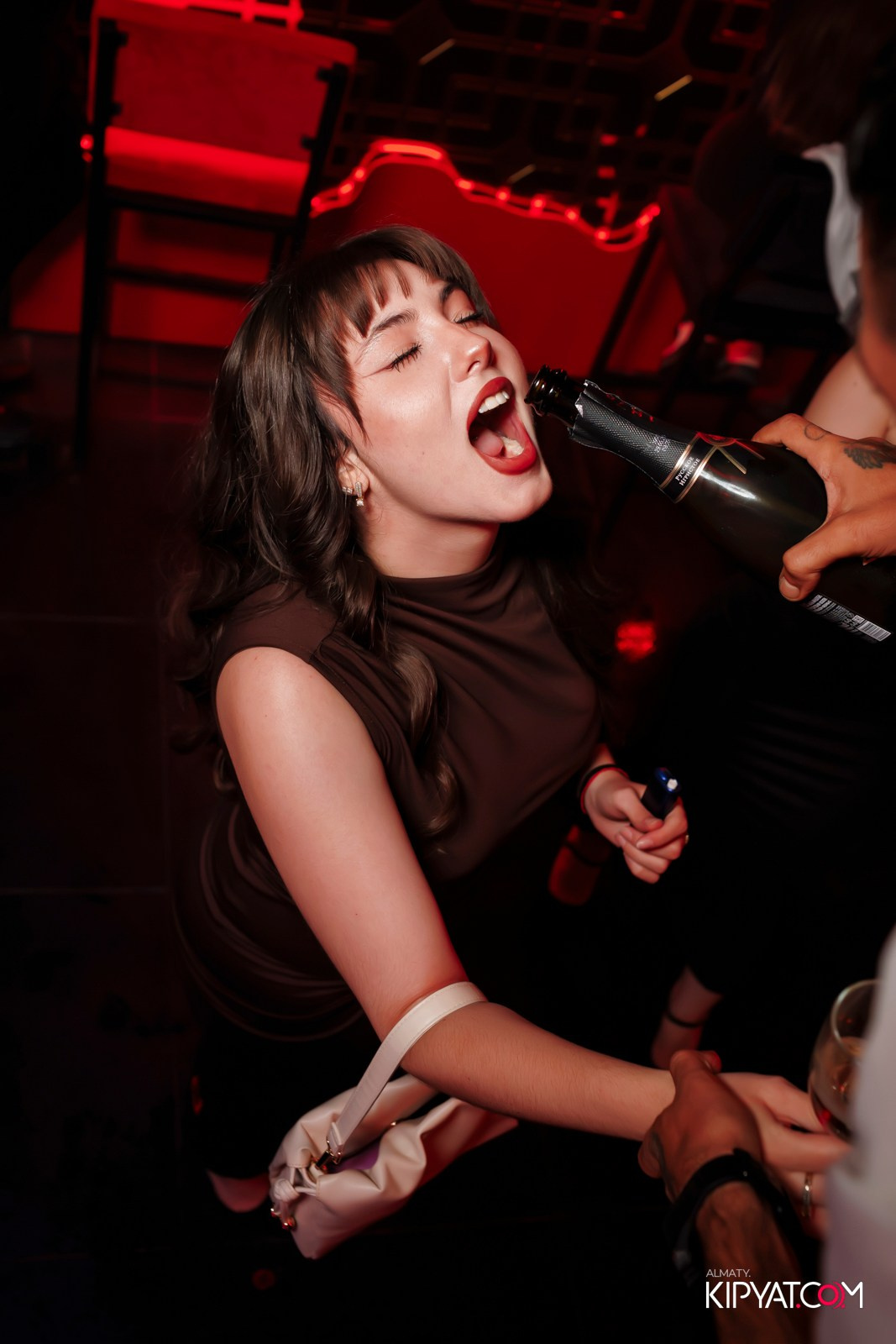LADIES NIGHT — SHANGHAI 88 BAR. КИПЯТКОМ АЛМАТЫ! Фотосъемка мероприятий в Алматы