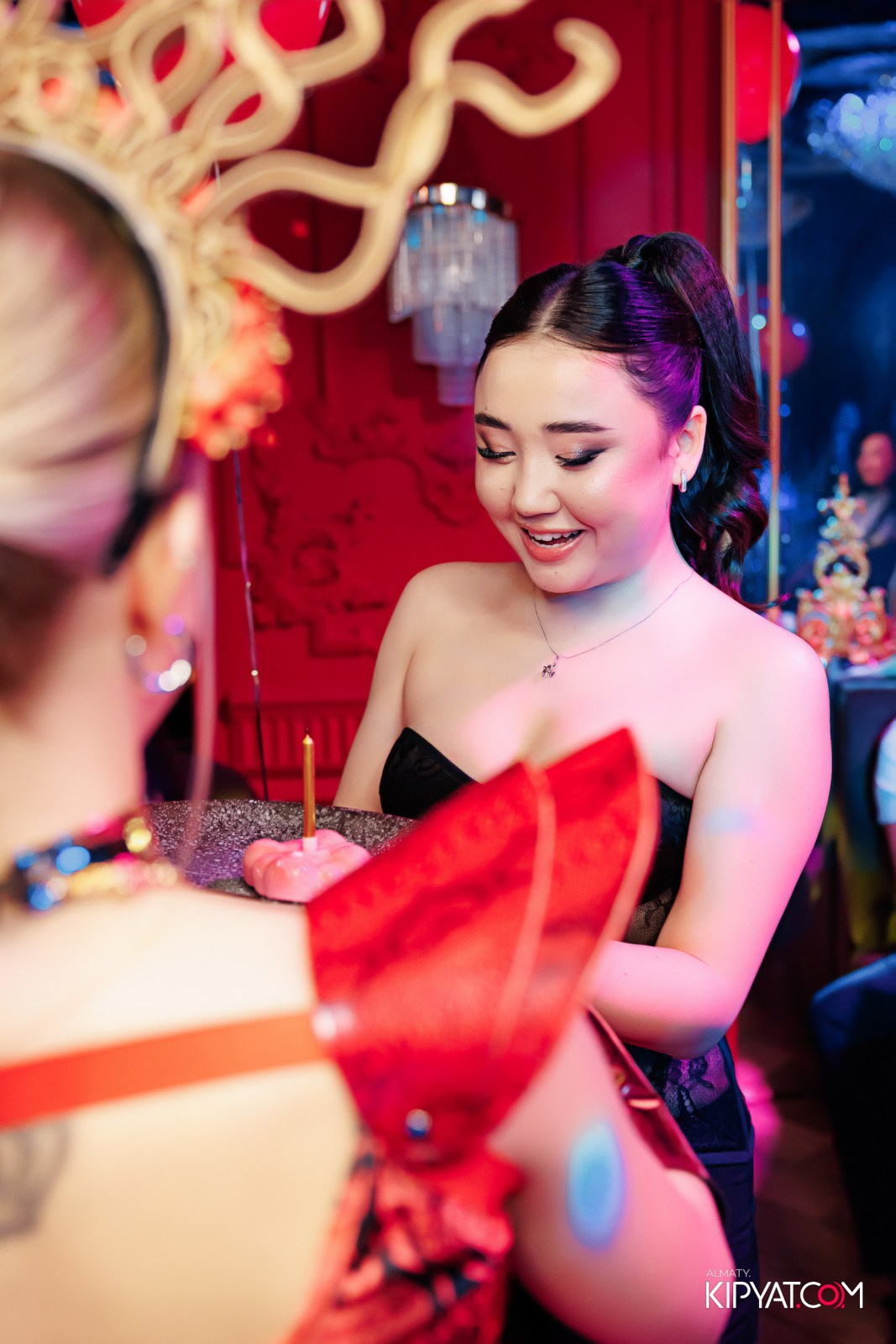 ЗАЯ, НА БИС. КИПЯТКОМ АЛМАТЫ!