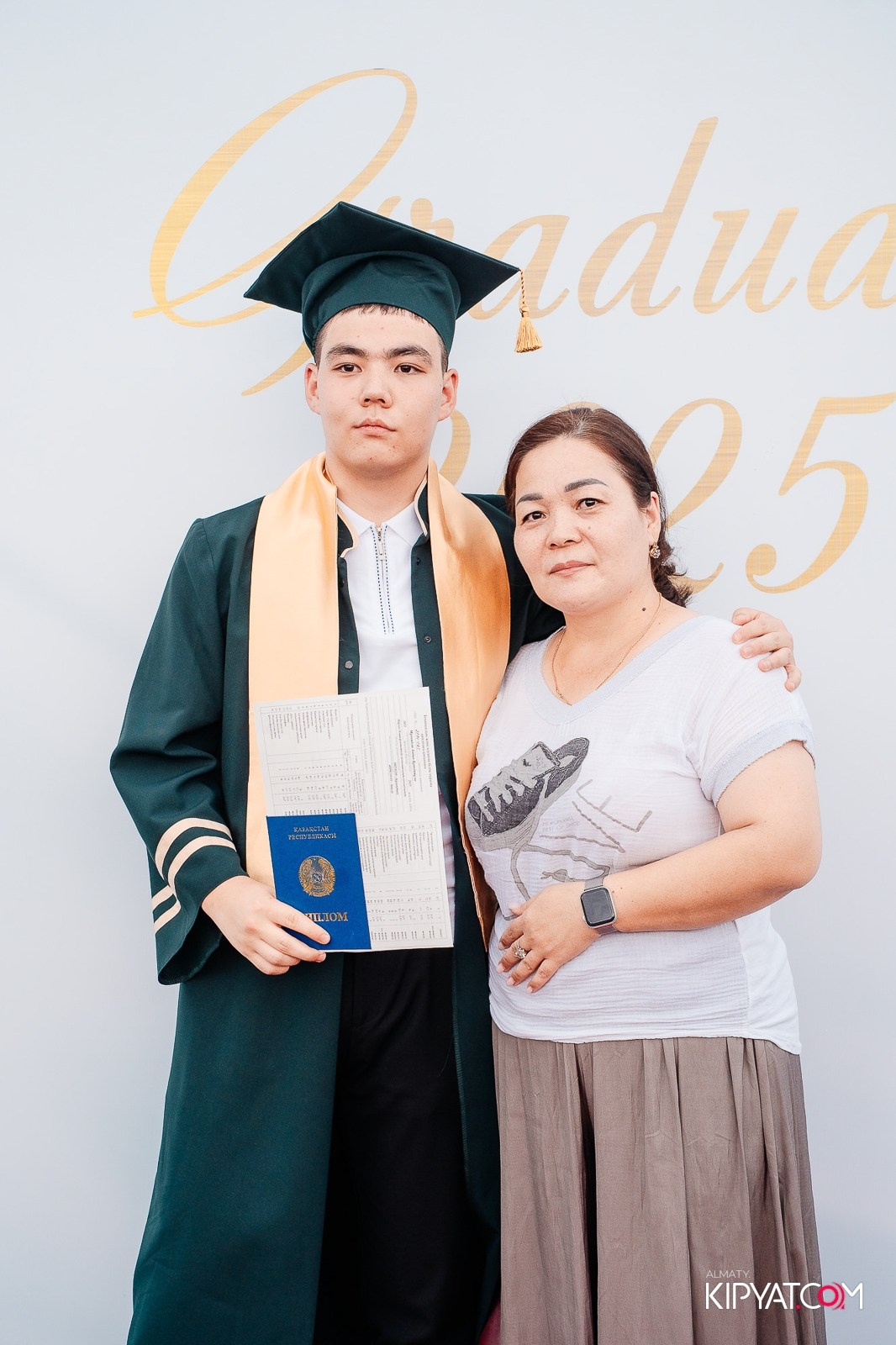 ВРУЧЕНИЕ ДИПЛОМОВ — НАРХОЗ КОЛЛЕДЖ. Part 1. КИПЯТКОМ АЛМАТЫ!