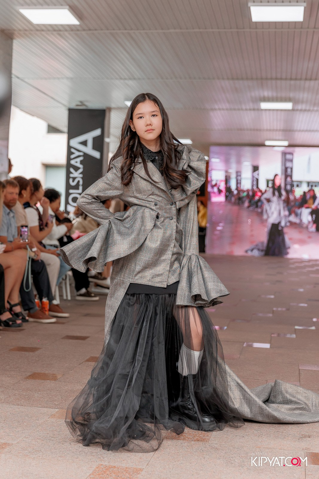 JUNIOR FASHION SHOW. КИПЯТКОМ АЛМАТЫ!