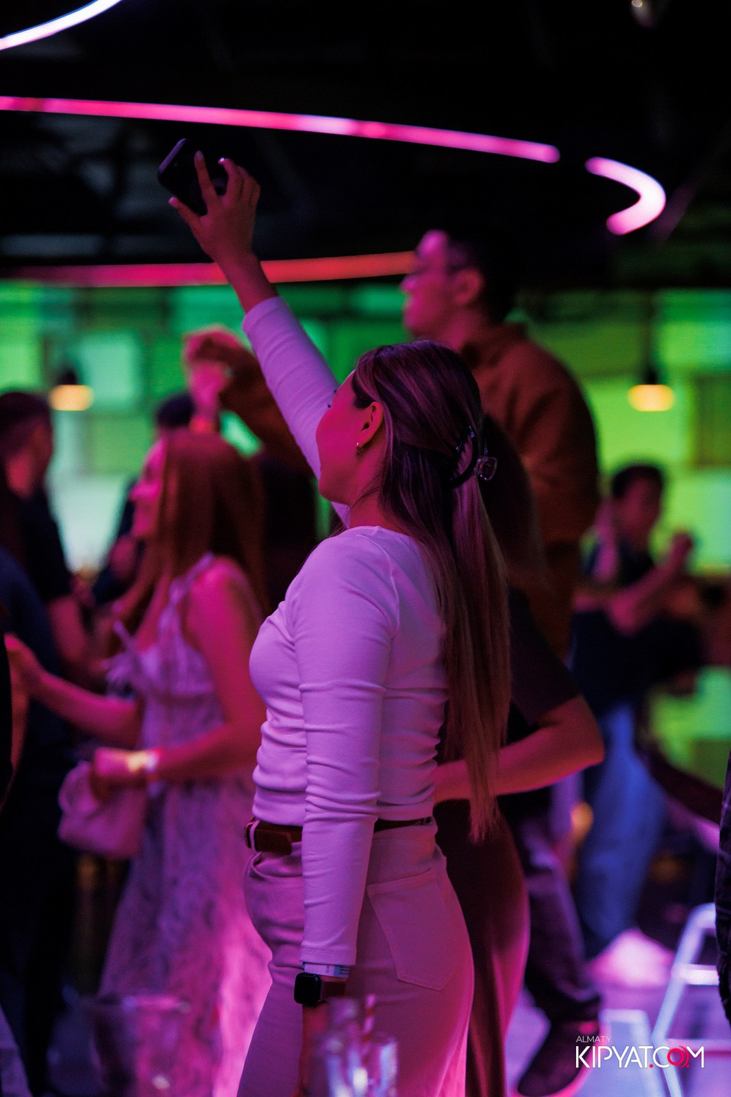 EVENT BAR. КИПЯТКОМ АЛМАТЫ!