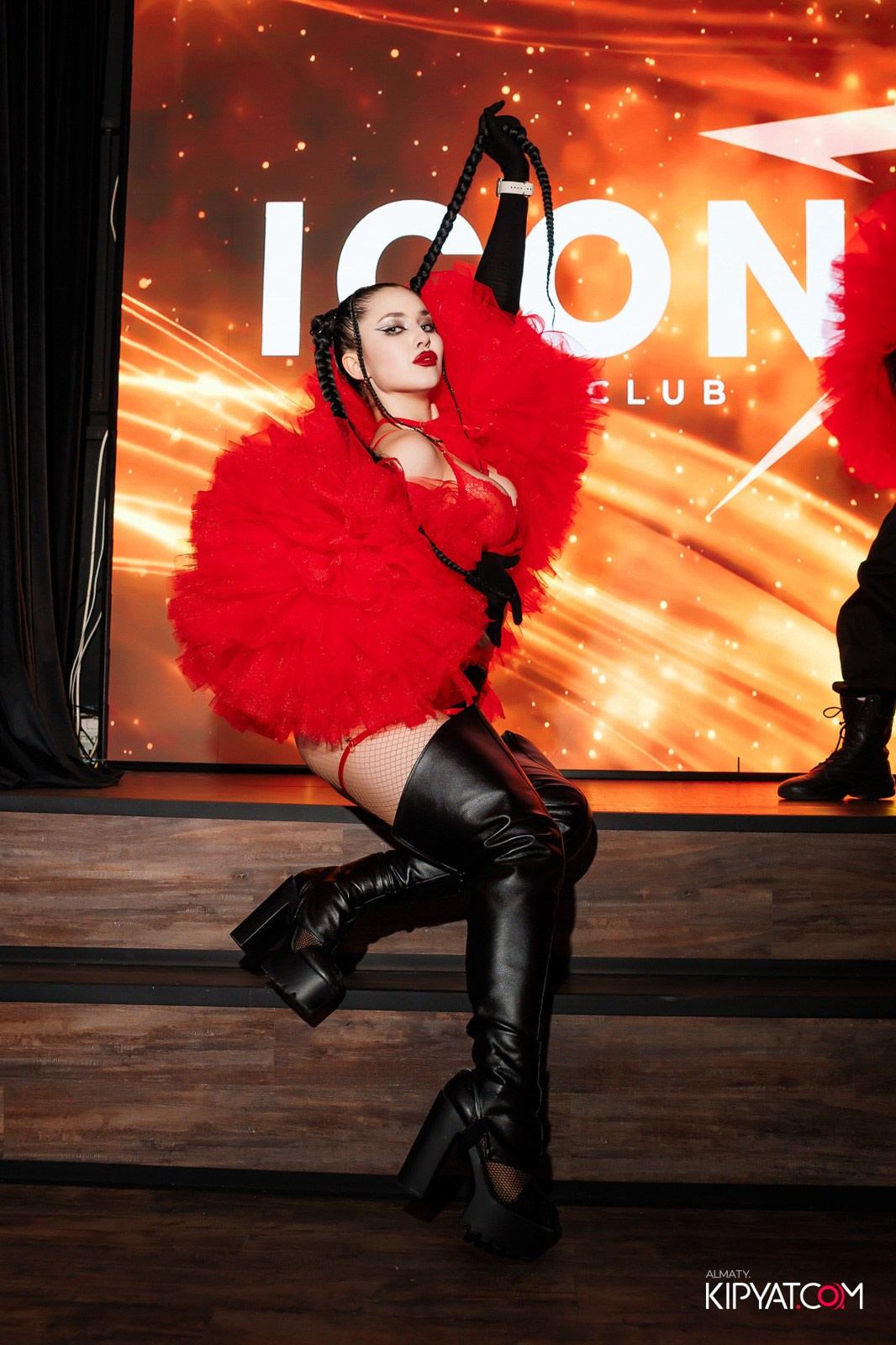 НОЧНОЙ КЛУБ ICON. КИПЯТКОМ АЛМАТЫ!