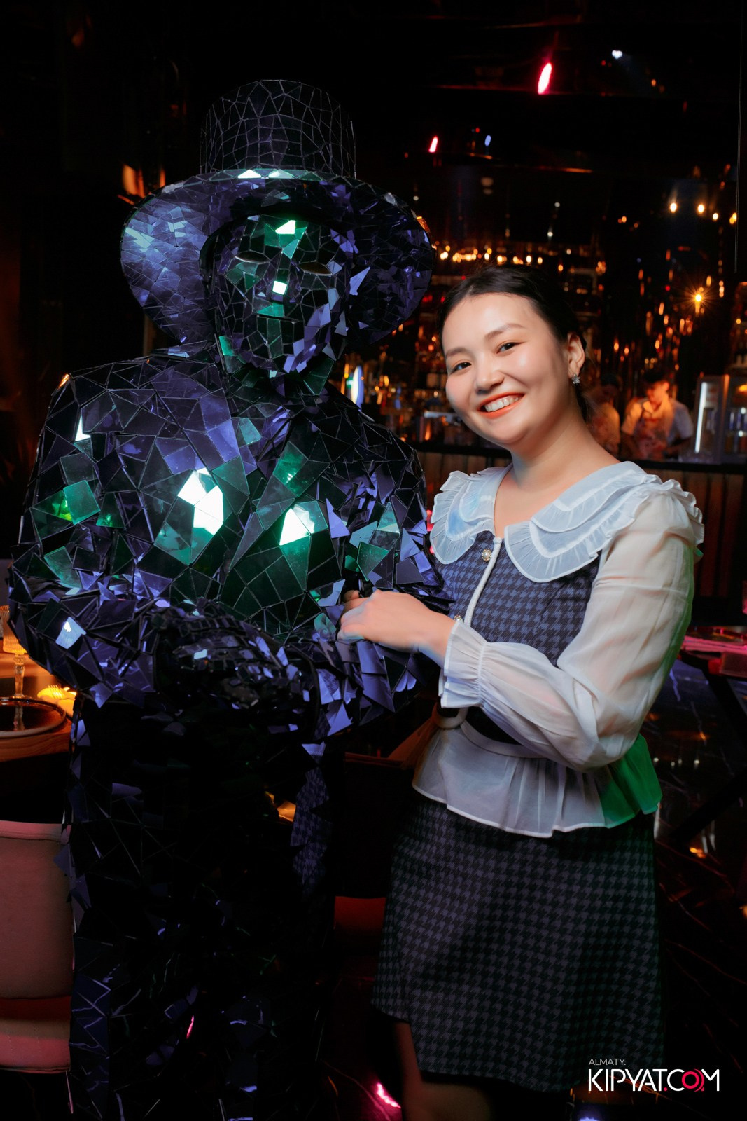 MOOD KARAOKE & TERRACE. КИПЯТКОМ АЛМАТЫ!