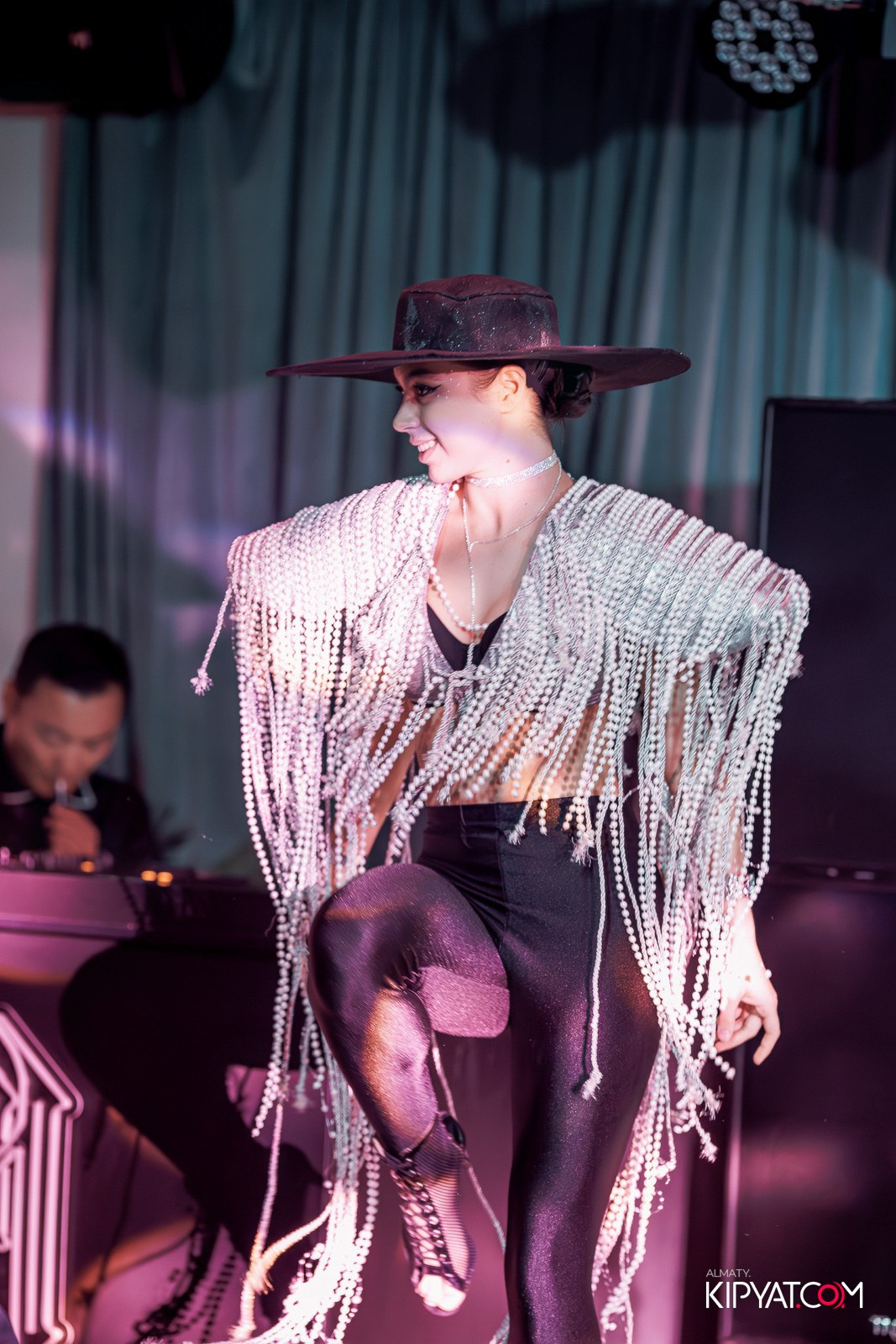 ПРЕЗЕНТАЦИЯ ЖУРНАЛА «VELLURE». КИПЯТКОМ АЛМАТЫ!