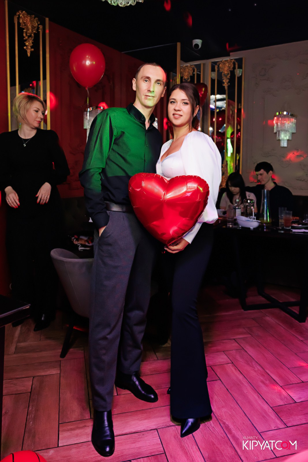 ЗАЯ, НА БИС. КИПЯТКОМ АЛМАТЫ!