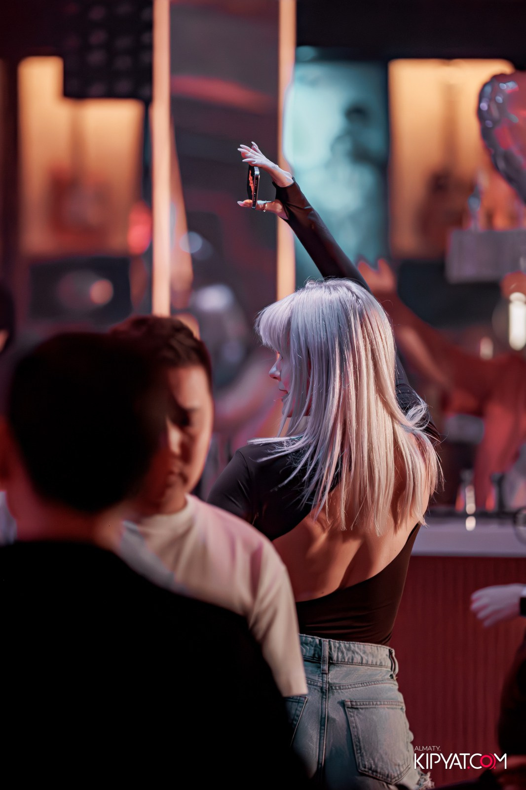 SANTA RAVE В НОЧНОМ КЛУБЕ SANTA BARBARA. КИПЯТКОМ АЛМАТЫ!