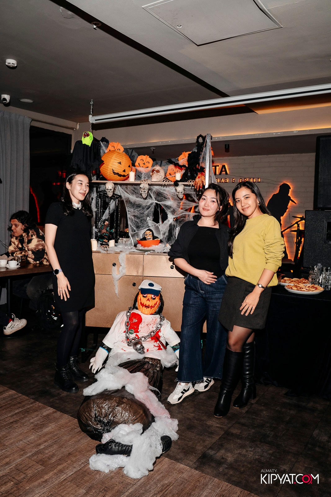 HALLOWEEN — ПИНТА MEGA ALMA-ATA. КИПЯТКОМ АЛМАТЫ!