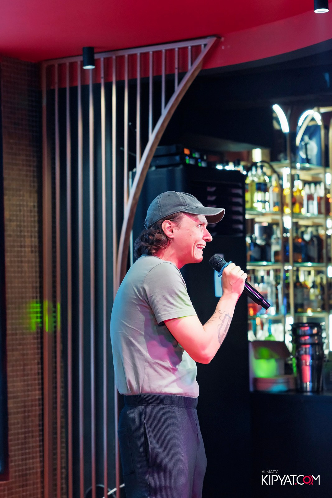 ЗАЯ, НА БИС. КИПЯТКОМ АЛМАТЫ!