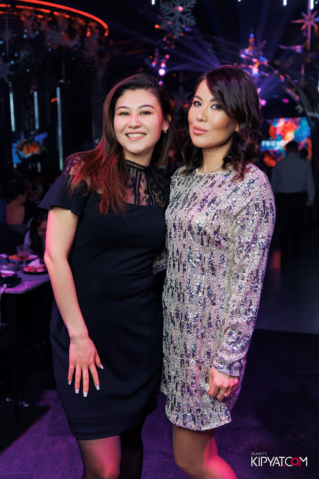 FRIENDS BAR & TERRACE. КИПЯТКОМ АЛМАТЫ!