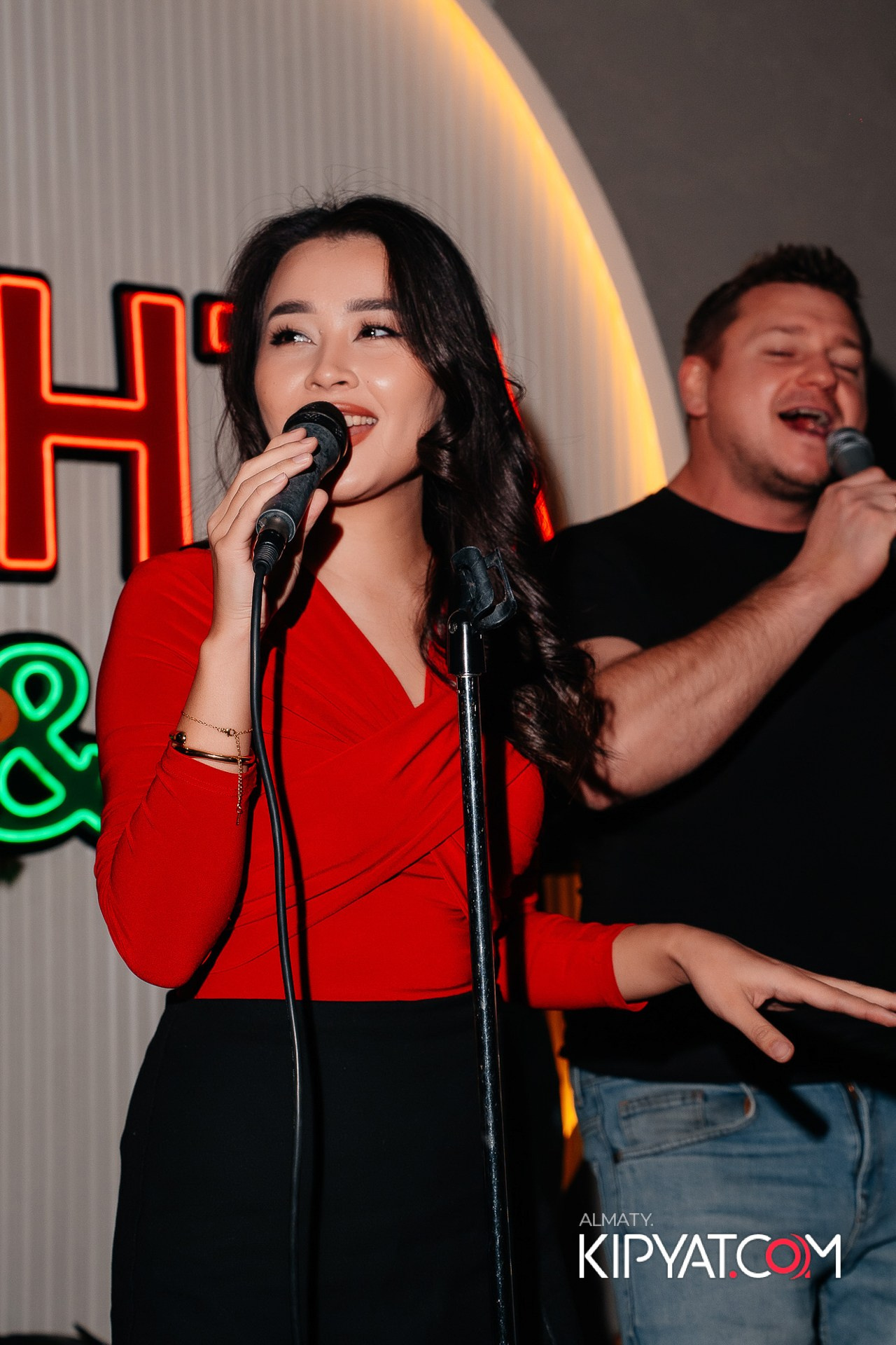 ПИНТА НА АУЭЗОВА. КИПЯТКОМ АЛМАТЫ!