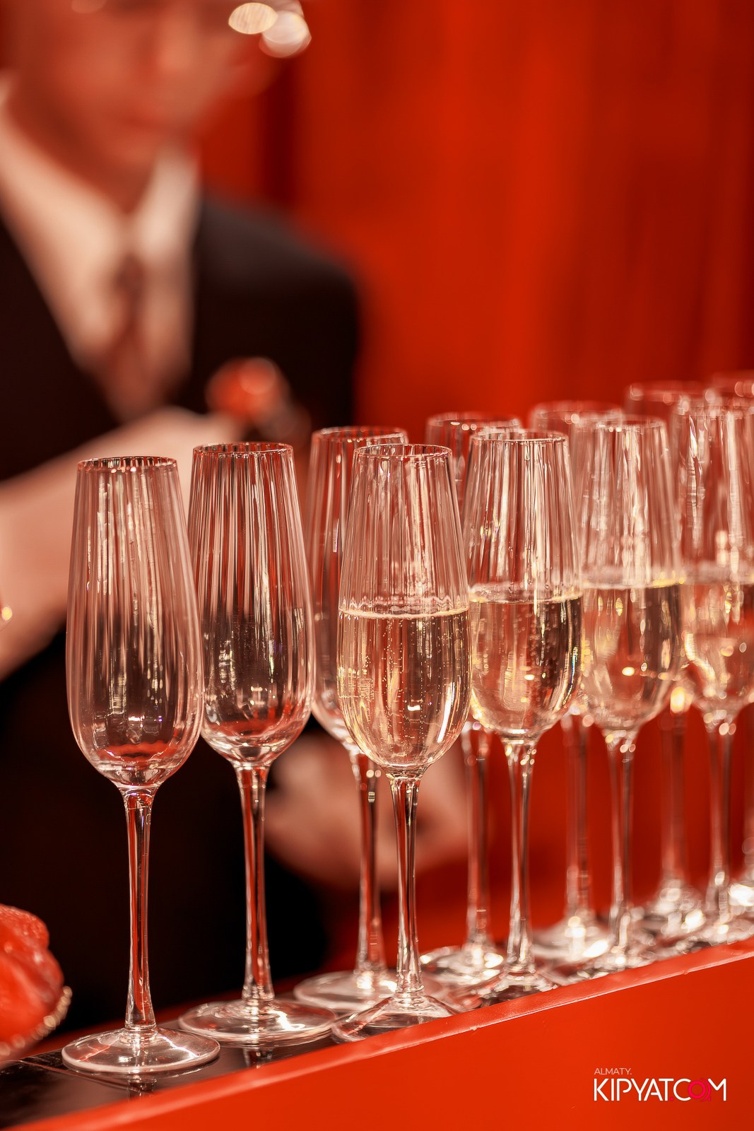 MARUV THE THEATER. КИПЯТКОМ АЛМАТЫ!