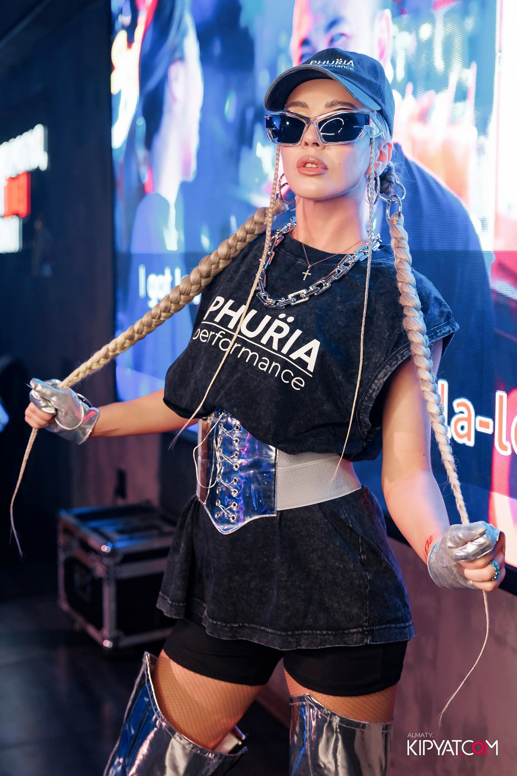 ДОРОГАЯ, Я НЕ ПИЛ. КИПЯТКОМ АЛМАТЫ!