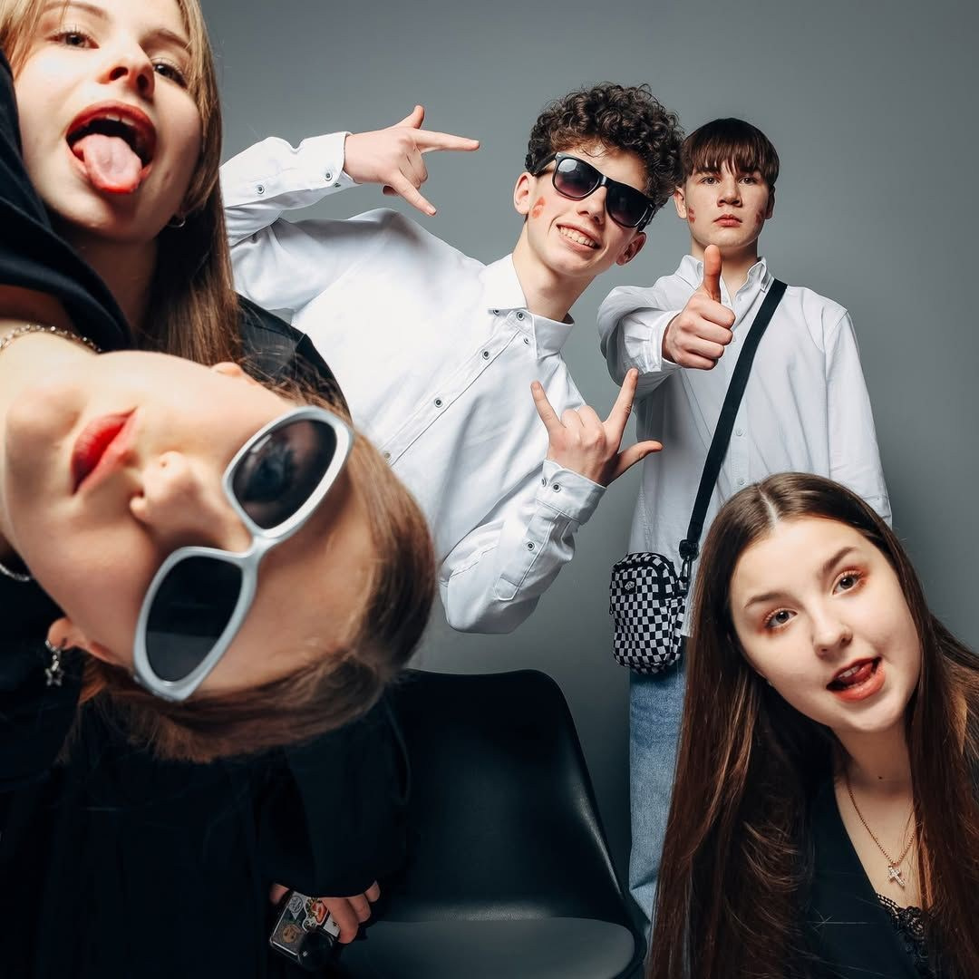 Примеры фотографий. Станция Альбомная — современные выпускные альбомы