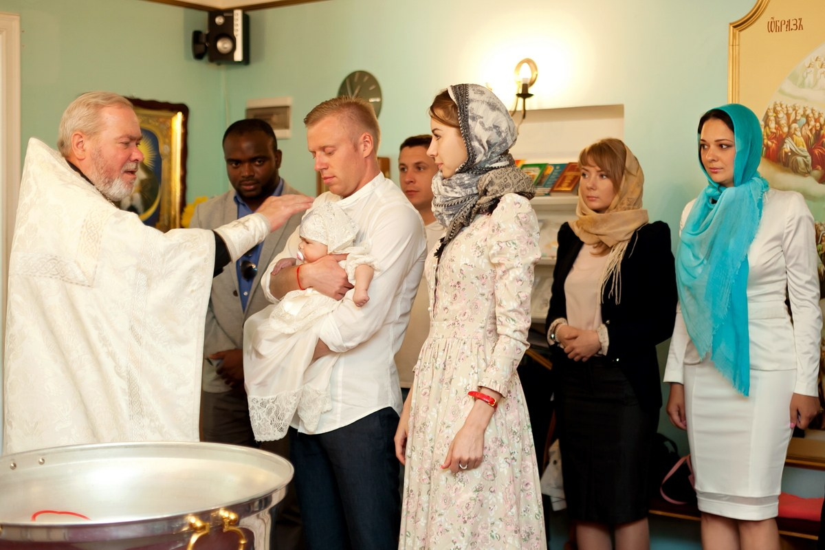 Крещение Свято-Троицкий Храм. г. Всеволожск. Фотограф на крещение в Санкт Петербурге