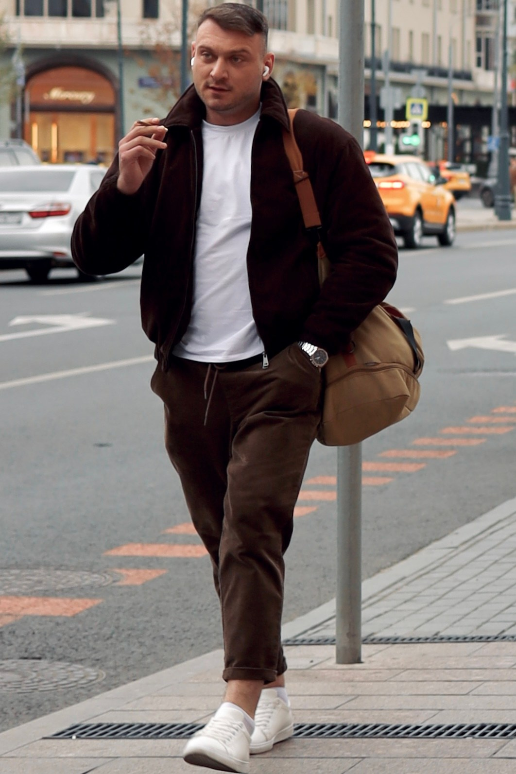 Стрит. Фотограф в Москве — Рина Серёгина — съёмка в студии и репортаж