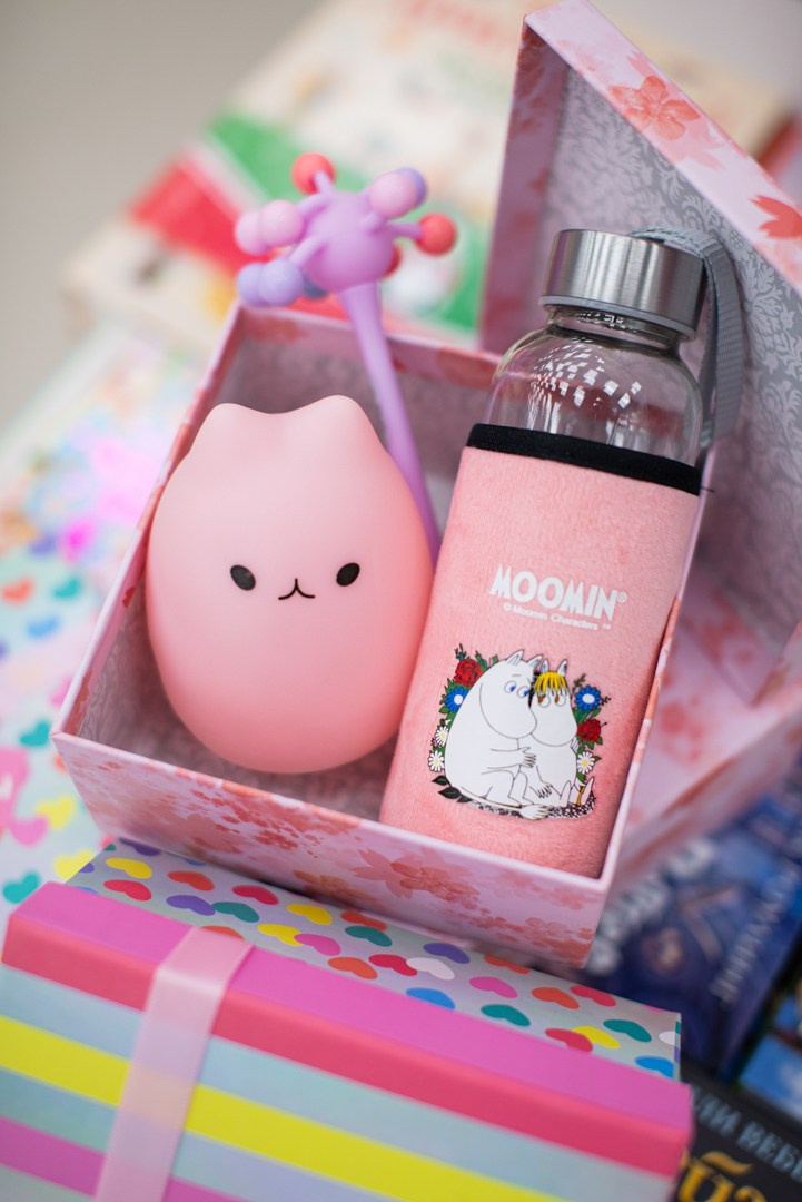 Репортажная съёмка в магазине «Читай город». Репортажный и персональный фотограф в Москве