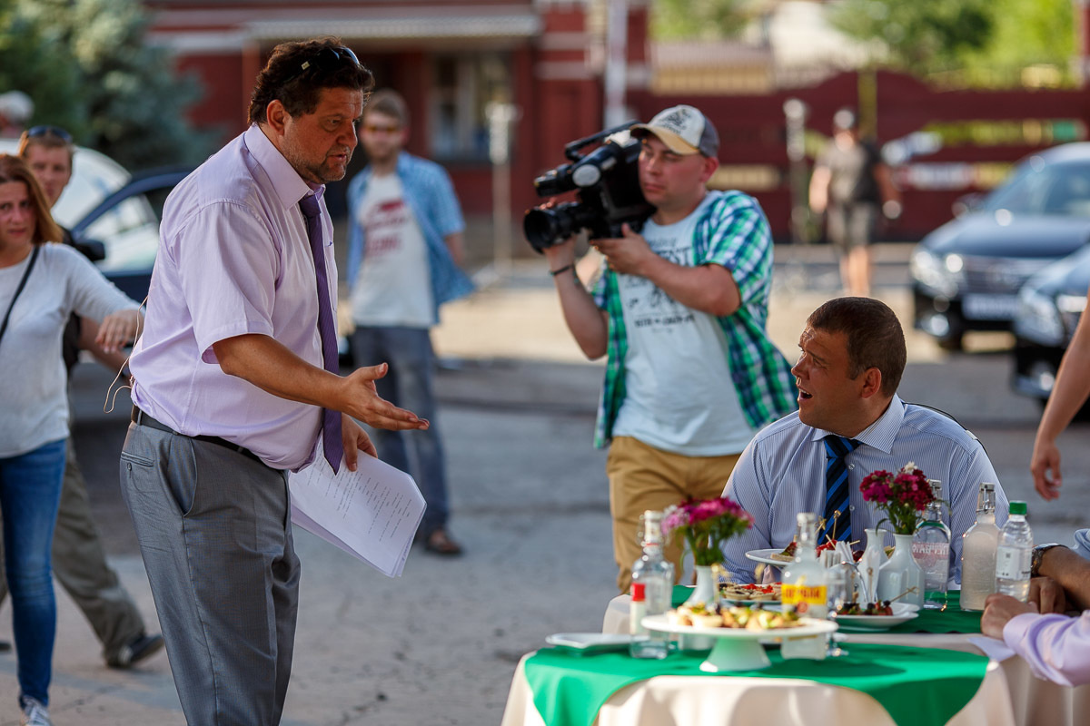 Бэкстейдж со съемок фильма "День выборов 2". Фотограф в Астрахани