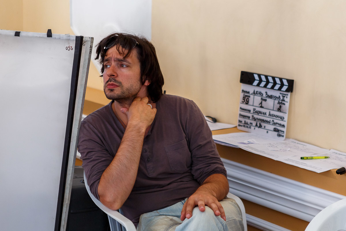 Бэкстейдж со съемок фильма "День выборов 2". Фотограф в Астрахани