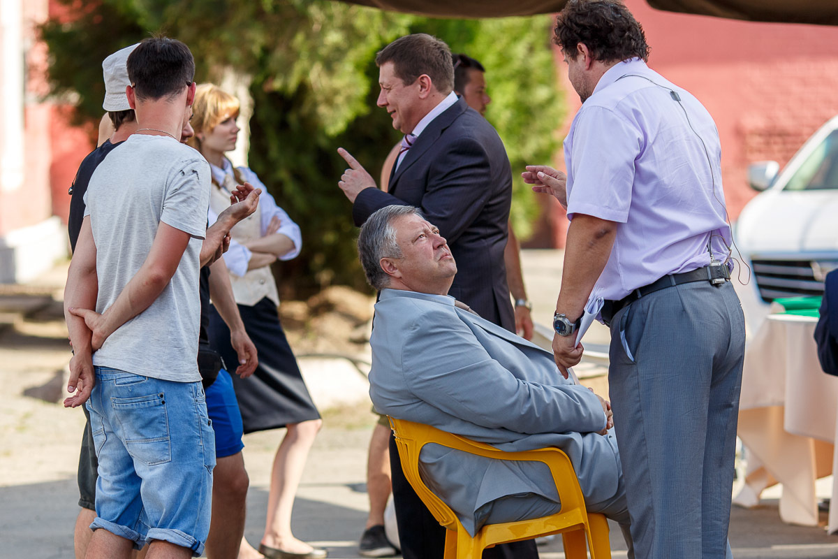 Бэкстейдж со съемок фильма "День выборов 2". Фотограф в Астрахани