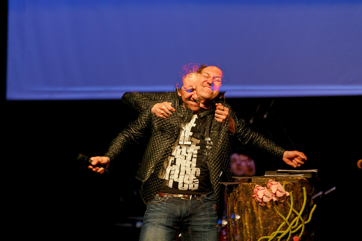 Концерты Александра Демидова. Фотограф в Астрахани