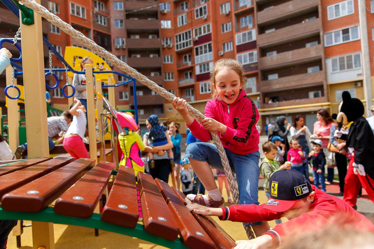 Открытие детской и спортивной площадок в ЖК "Прогресс". Фотограф в Астрахани