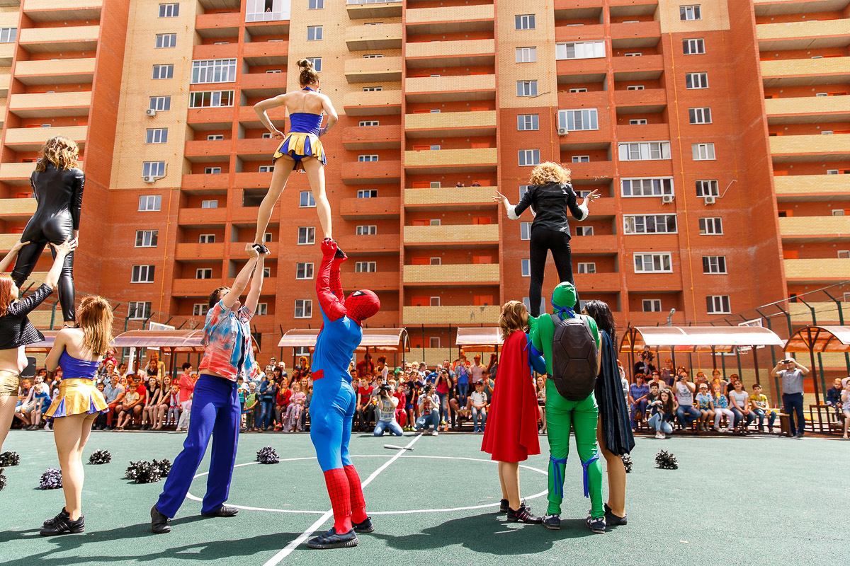 Открытие детской и спортивной площадок в ЖК "Прогресс". Фотограф в Астрахани