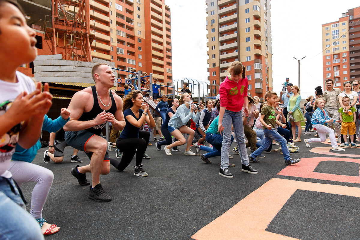 Открытие детской и спортивной площадок в ЖК "Прогресс". Фотограф в Астрахани