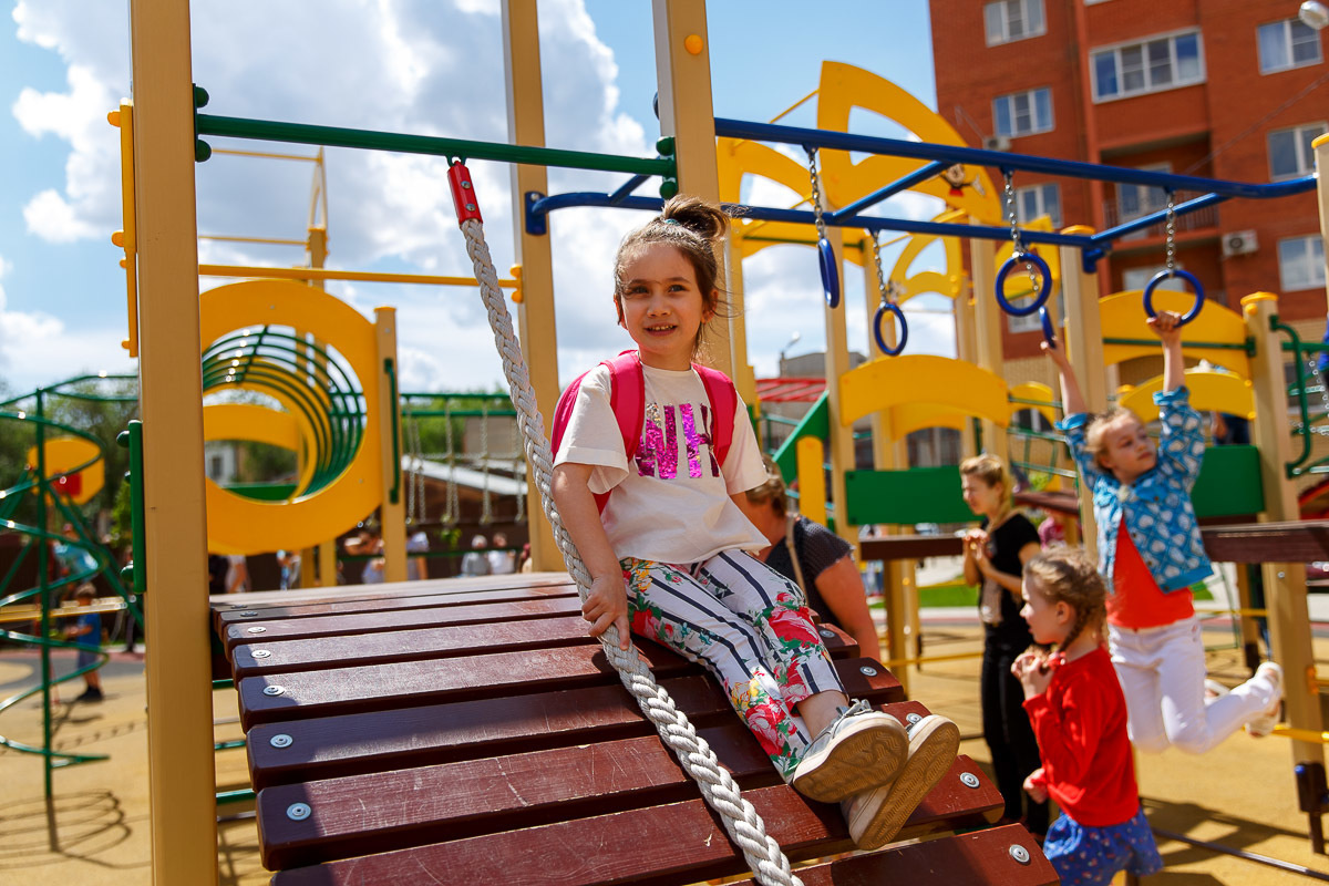 Открытие детской и спортивной площадок в ЖК "Прогресс". Фотограф в Астрахани
