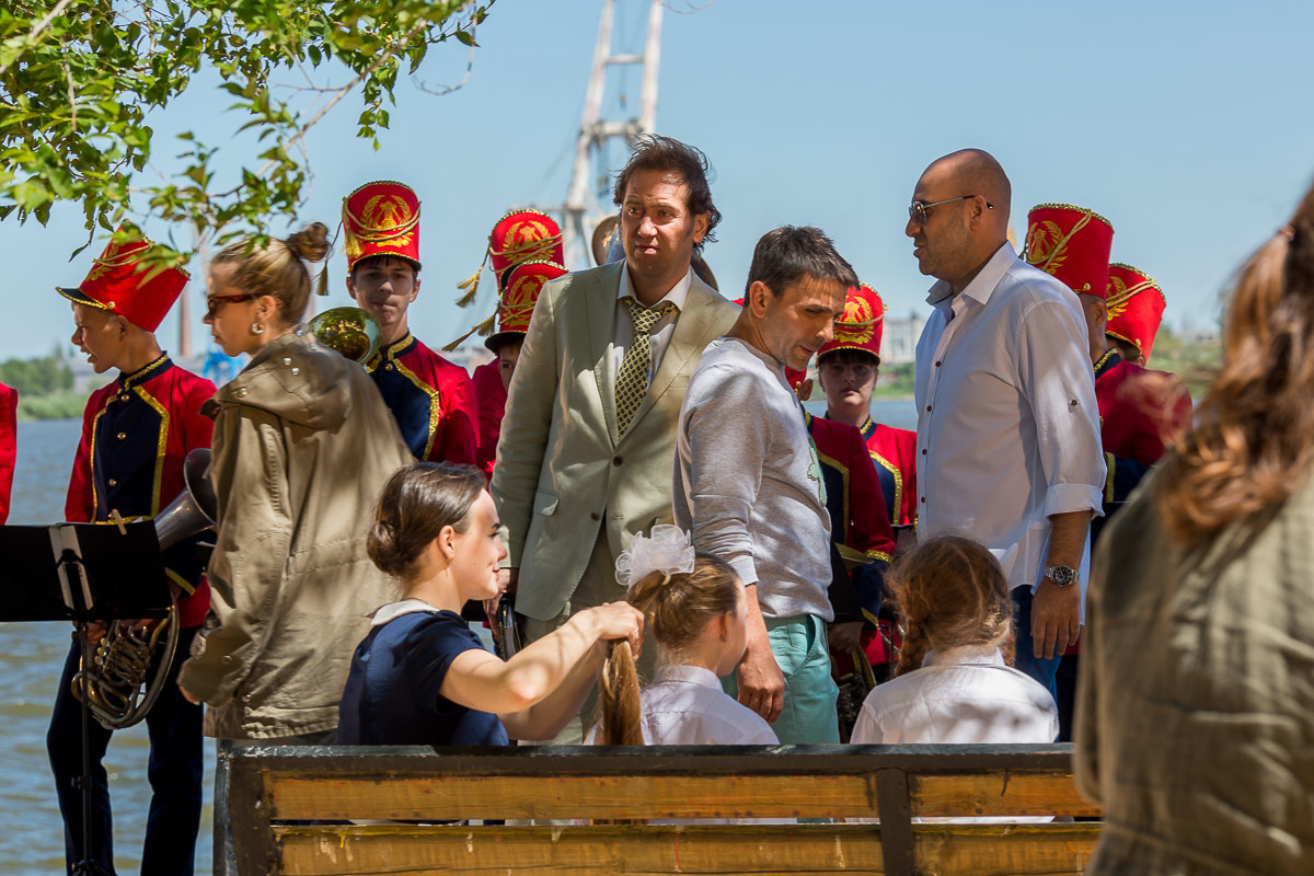 Бэкстейдж со съемок фильма "День выборов 2". Фотограф в Астрахани