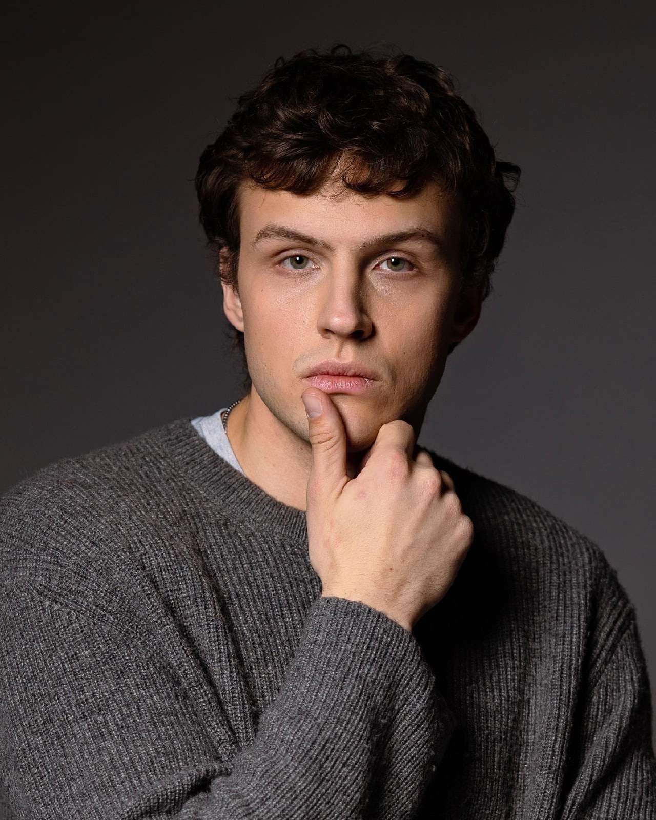 Задумчивый мужчина. 