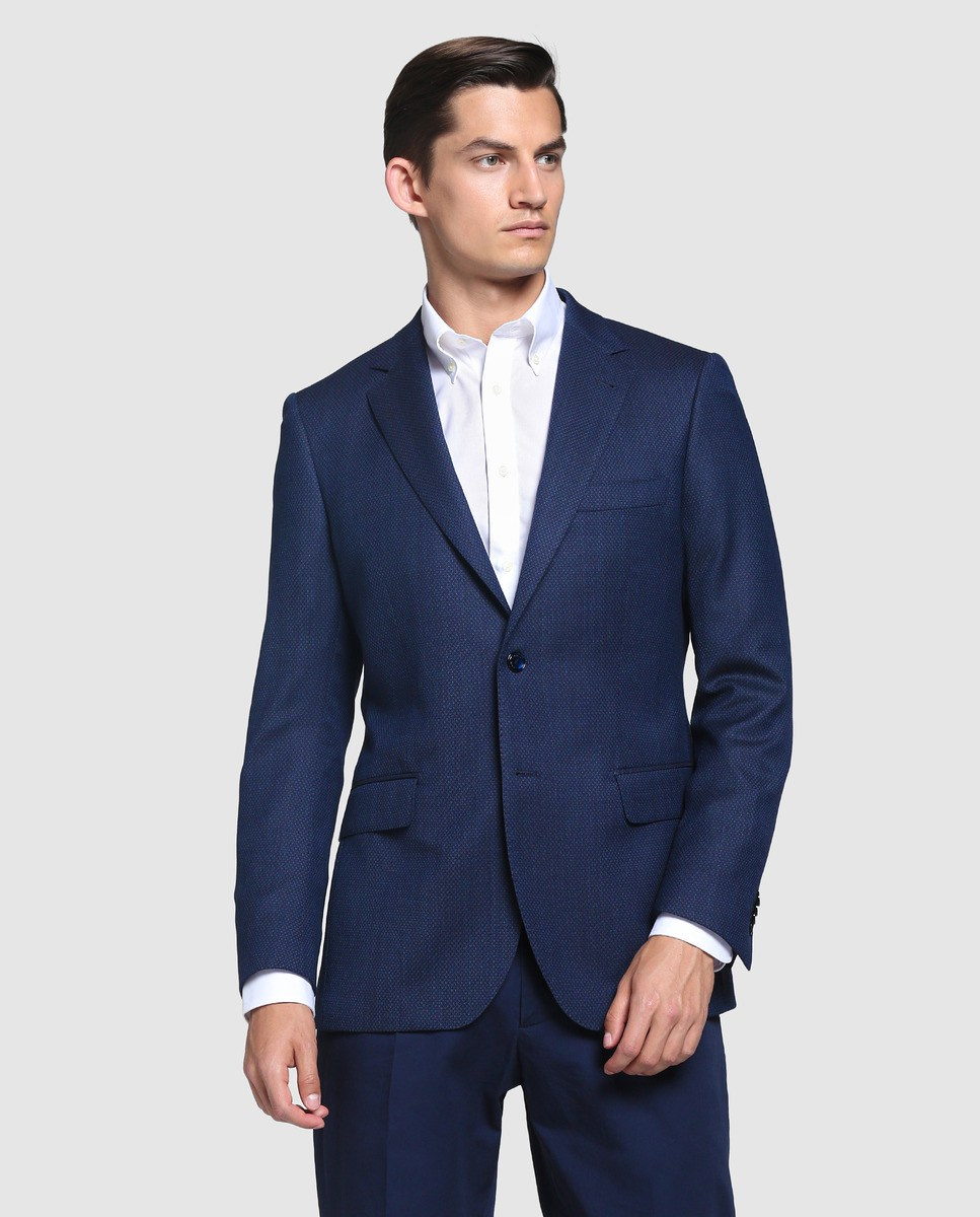 Алексей Б, 188 см, 48-50 р-р. KED Production — продакшн из СПб. Создаём фото, видео и контент, который помогает брендам и селлерам продавать больше